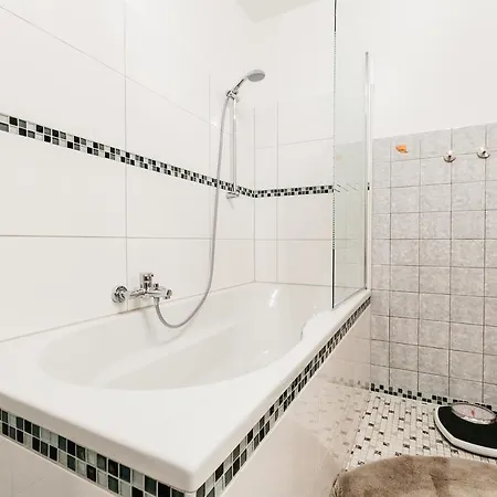 Daire Apartments Neuss *