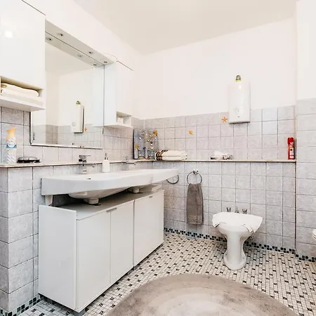 Daire Apartments Neuss