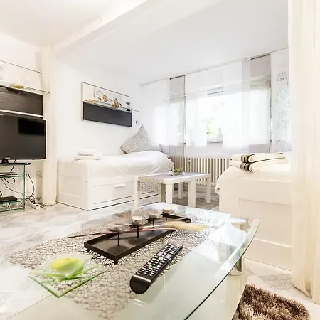 Daire Apartments Neuss *
