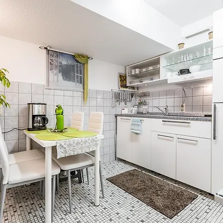 Apartments Neuss *